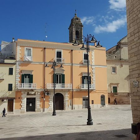 B&B Piazza Garibaldi Santeramo in Colle Exterior photo