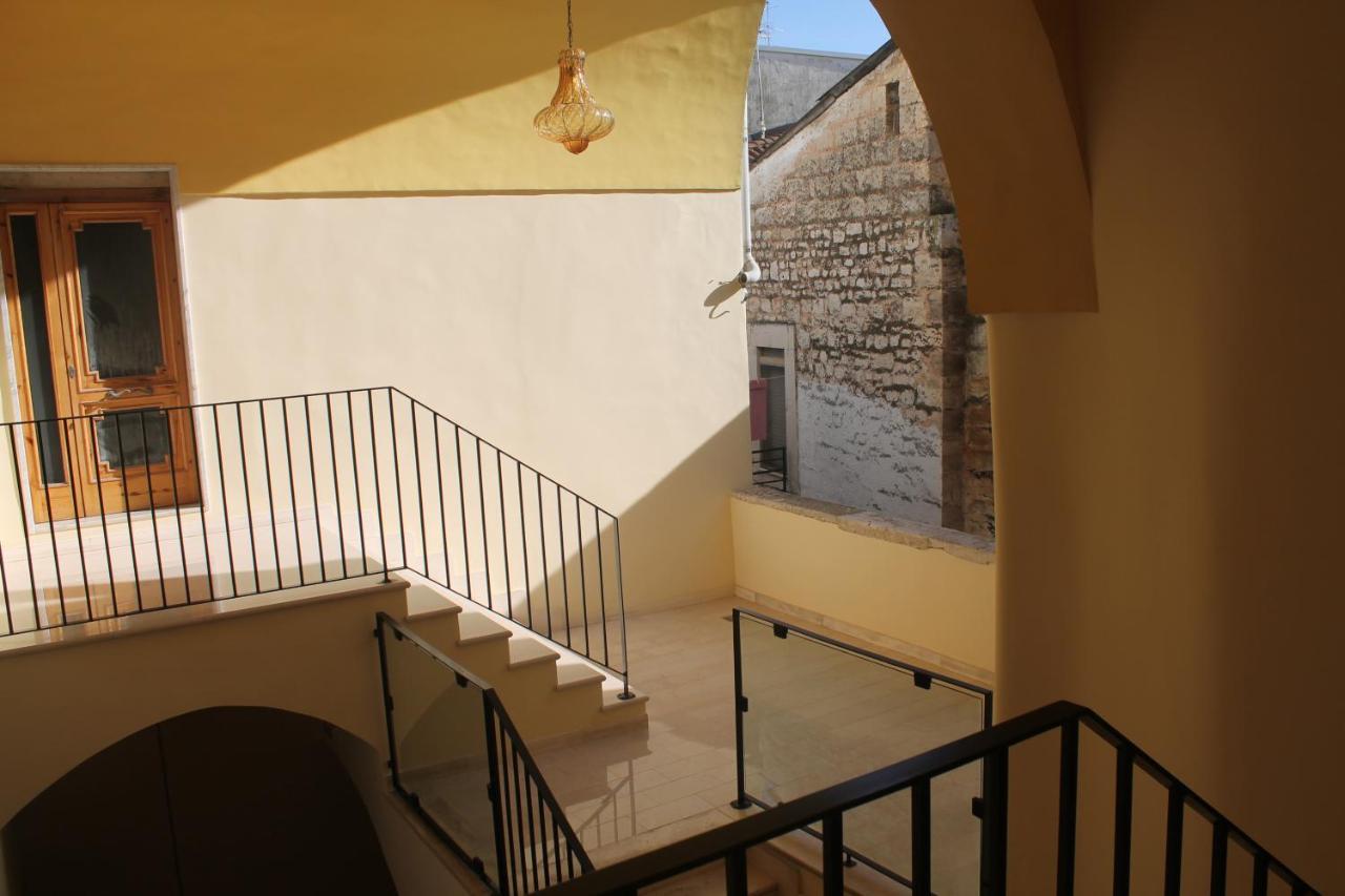 B&B Piazza Garibaldi Santeramo in Colle Exterior photo