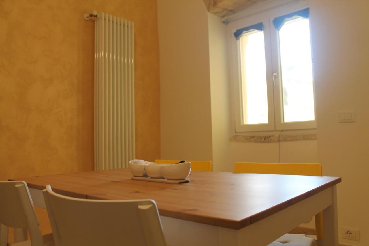 B&B Piazza Garibaldi Santeramo in Colle Exterior photo